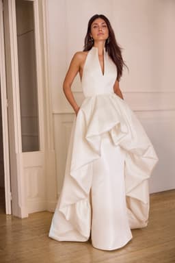 2700 by Jesus Peiro - Image 2
