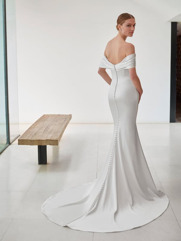 Leight by Pronovias - Image 3